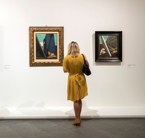 8.	Vue de l’exposition « Giorgio de Chirico. La peinture métaphysique », 2020 ©Musée d’Orsay / Sophie Crépy