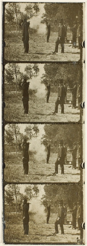 Plaque 3, film 35, duel au pistolet - Auguste Lumière