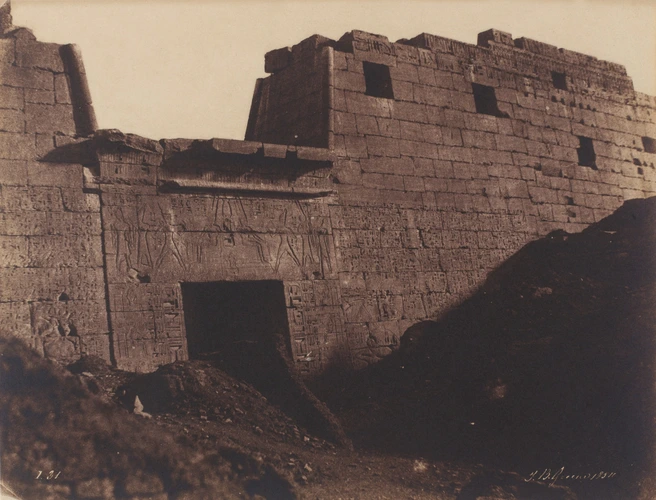 Médinet-Habou, palais de Ramsès Méiamoun, premier pylône, massif de gauche, face intérieure - John Beasley Greene