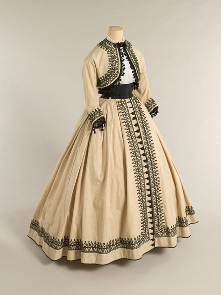 Ensemble d'été (boléro, jupe, ceinture)