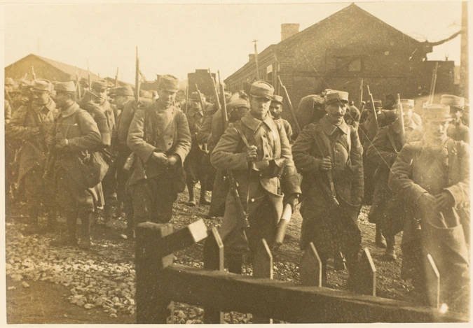 Rassemblement de militaires, 3 février 1915, gare de Laval - Auguste Delaherche