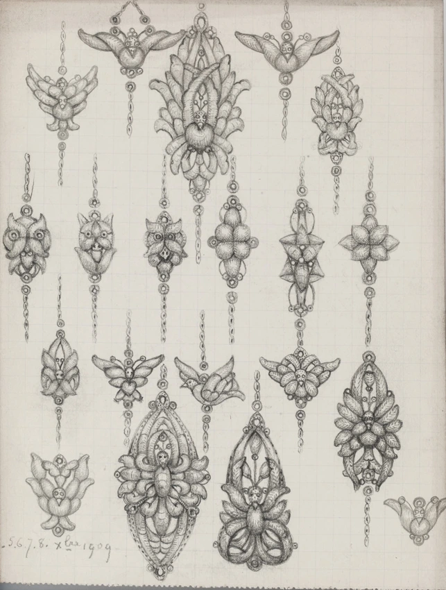 Pampille sur chaine motif oiseau, tête chouette, motif végétal - Enguerrand du Suau de la Croix