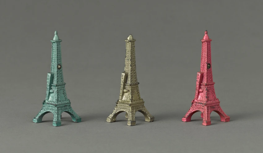 Taille-crayon en forme de tour Eiffel - Anonyme