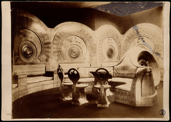 Anonyme-Photographie du salon escargot de Carlo Bugatti, exposition internationale d'Art moderne décoratif de Turin