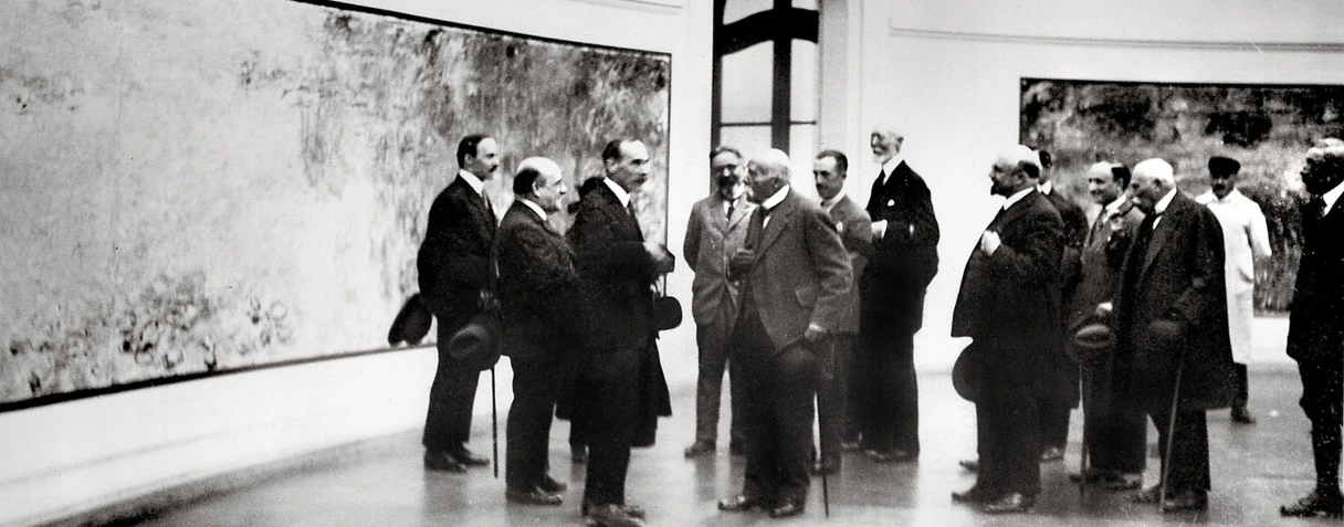 Inauguration du musée de l'Orangerie en présence de Clemenceau, Paris, le 17 mai 1927.