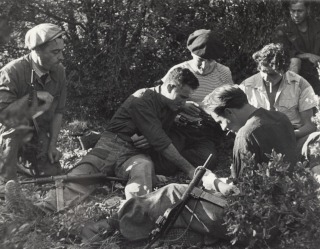 Julia Pirotte-Maquisards des Forces Françaises de l'Intérieur (FFI) près de Venelles à Sainte-Victoire