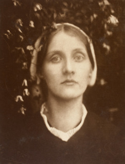 Mrs Herbert Duckworth, dit aussi Julia Jackson, mère de Virginia Woolf (en 1872), Cameron, Julia Margaret