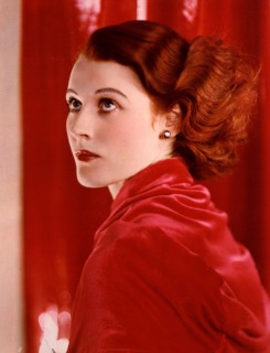 Madame Yevonde-Portrait de Joan Maude