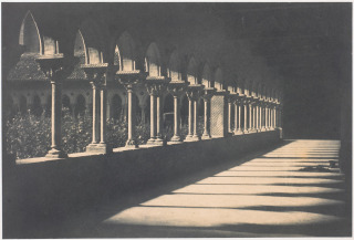 Moissac (Tarn-et-Garonne) Vue intérieure d'une galerie du cloître, église Saint-Pierre, Le Gray, Gustave|Mestral, Auguste