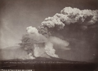 Giorgio Sommer-Eruption du Vésuve, 26 avril 1872, 41⁄2 p.m.