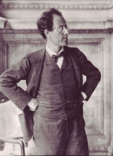 Gustav Mahler dans le foyer de l'opéra de Vienne, Moritz Nähr